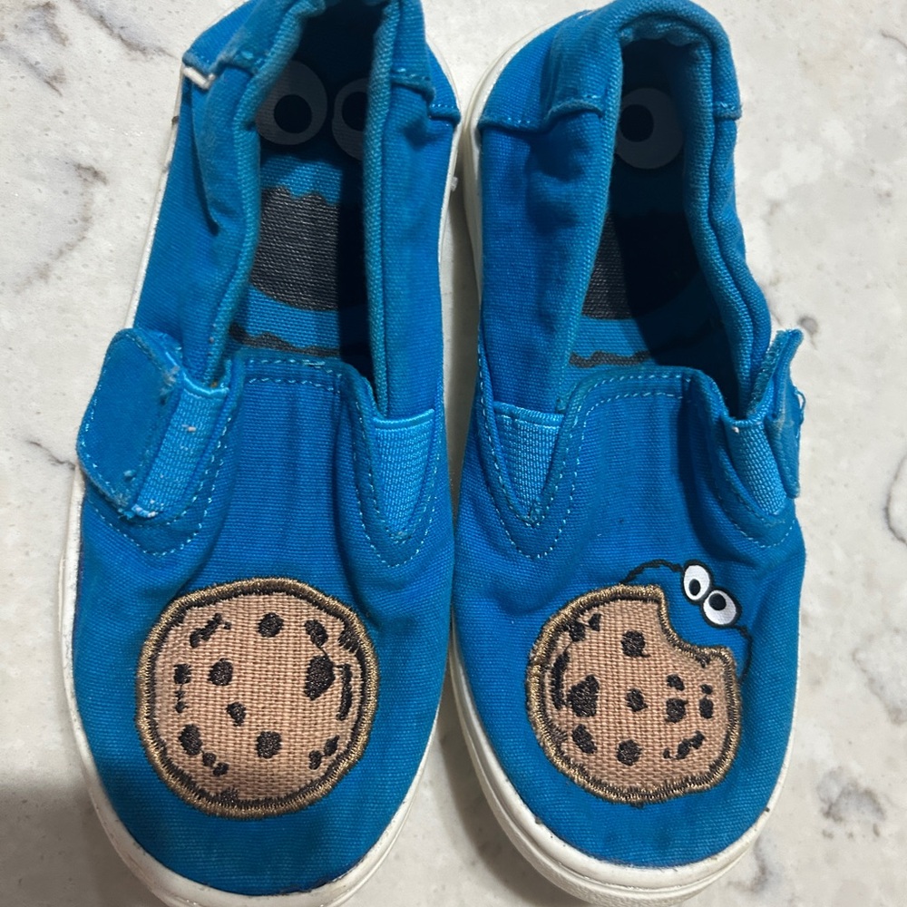 TOMS x Sesame Street Cookie Monster Canvas Shoes - Toddler Size 9